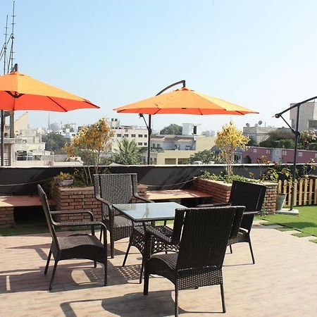 Stay10 Luxury Service Apartment Indore Exteriör bild