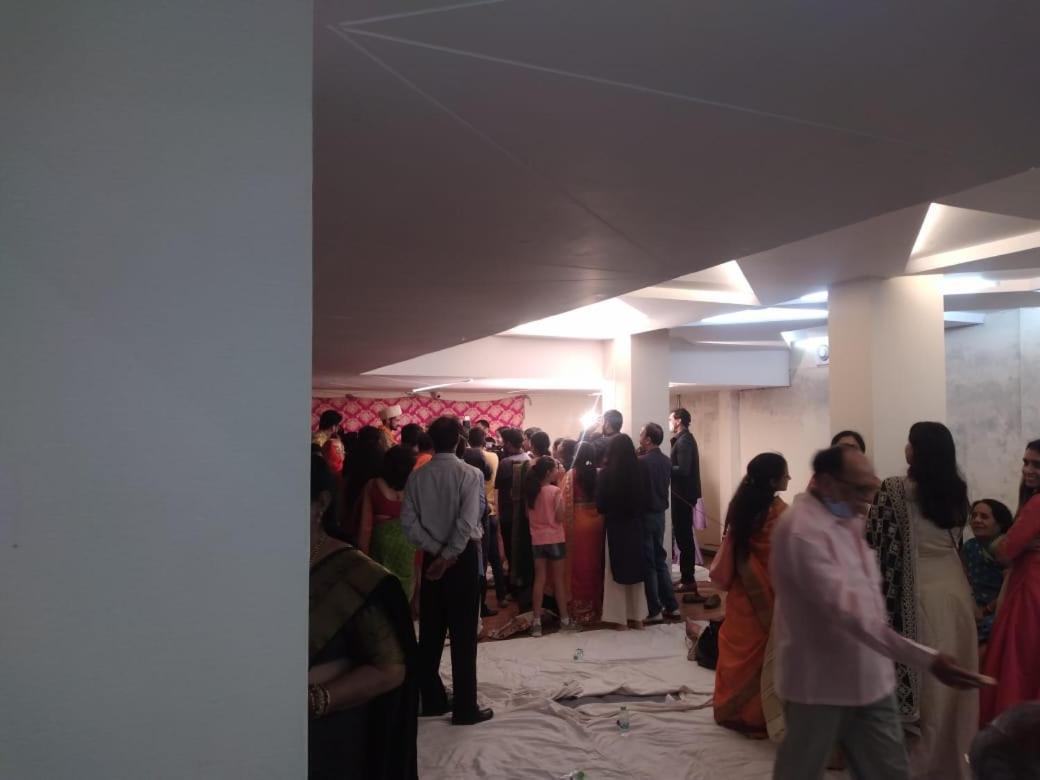 Stay10 Luxury Service Apartment Indore Exteriör bild